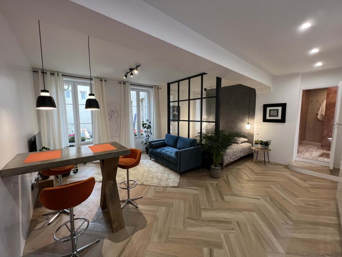 Bel Appartement Au Centre Du Vieux جويني المظهر الخارجي الصورة