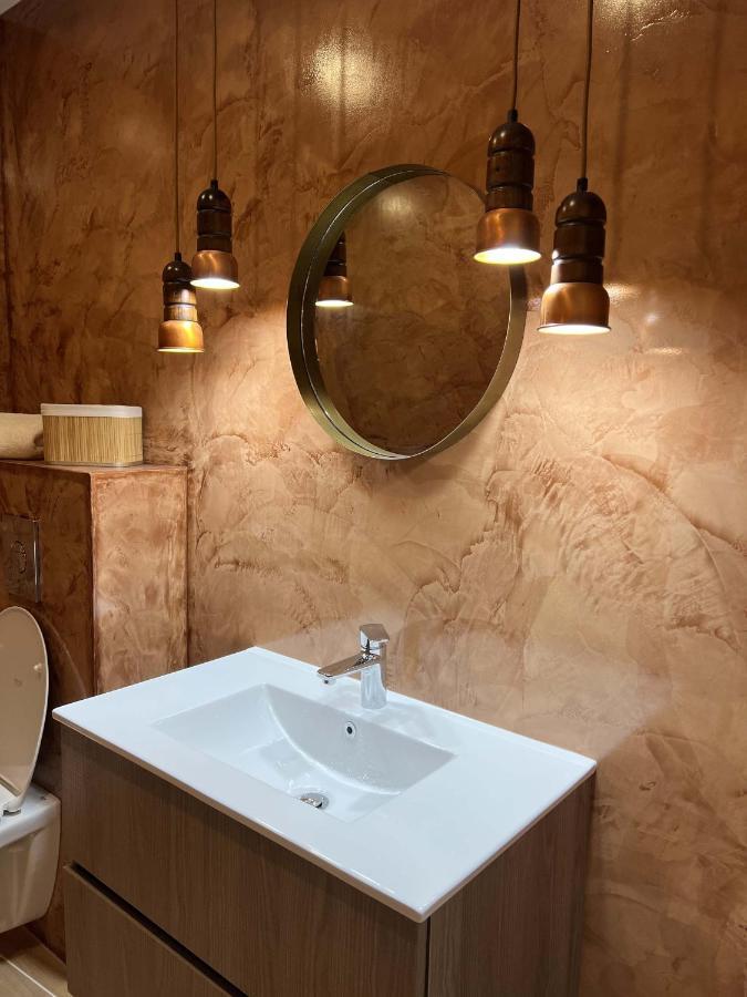 Bel Appartement Au Centre Du Vieux جويني المظهر الخارجي الصورة